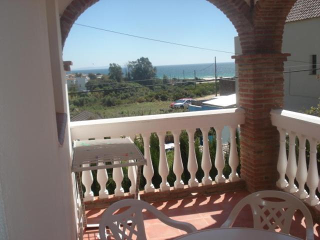 Apartamentos Bolonia Paraiso Ruang foto