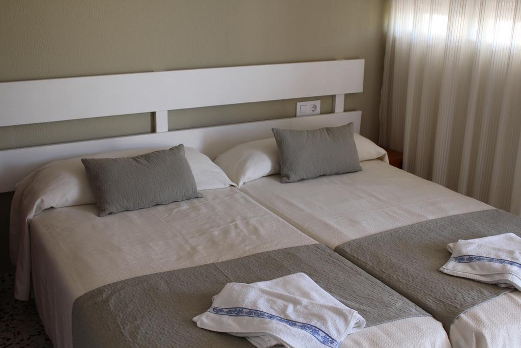 Apartamentos Bolonia Paraiso Bagian luar foto