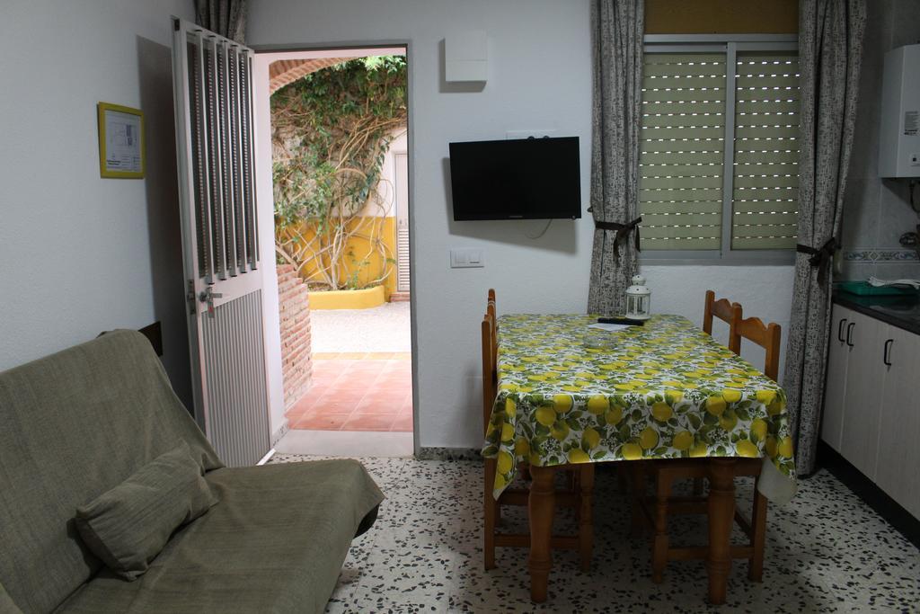 Apartamentos Bolonia Paraiso Bagian luar foto